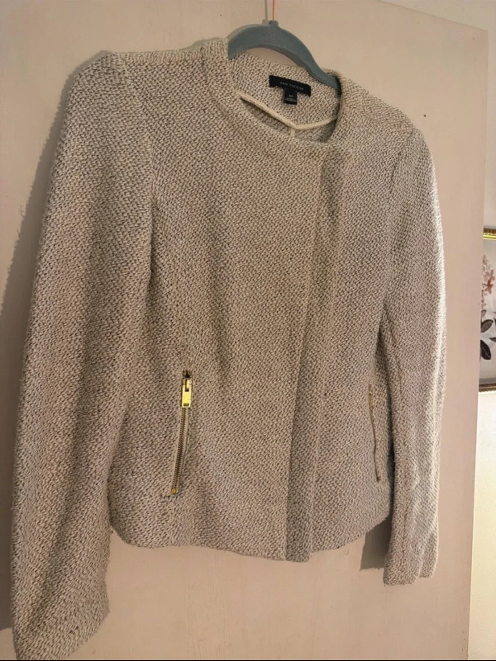 Ann Taylor Stylish Textured Cream Women's Jacket with Gold Zippers